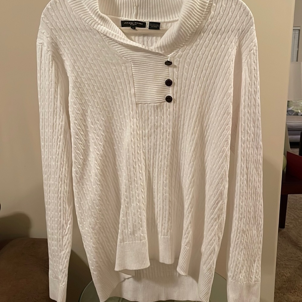 Pullover Sweater